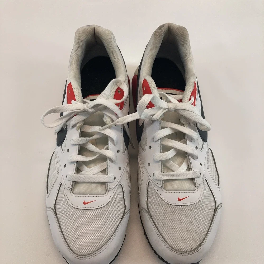Nike Air Max IVO Mens Size 11.5 White Black Red Athletic Running Shoe CD1540-100